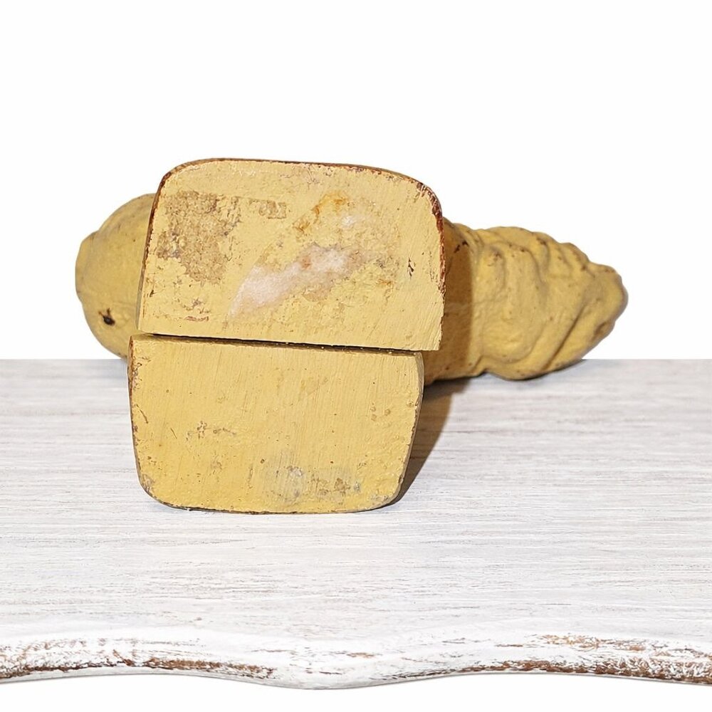 Vintage Yellow Cast Iron Mini Rooster Figurine Rustic Farmhouse Decor - Picture 6 of 6